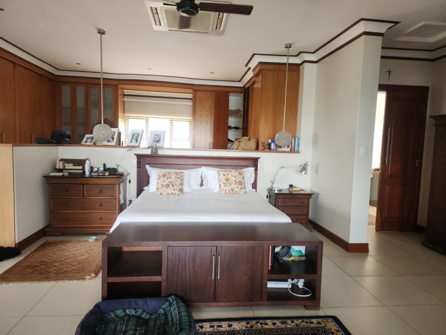 6 Bedroom Property for Sale in Birdwood Estate North West